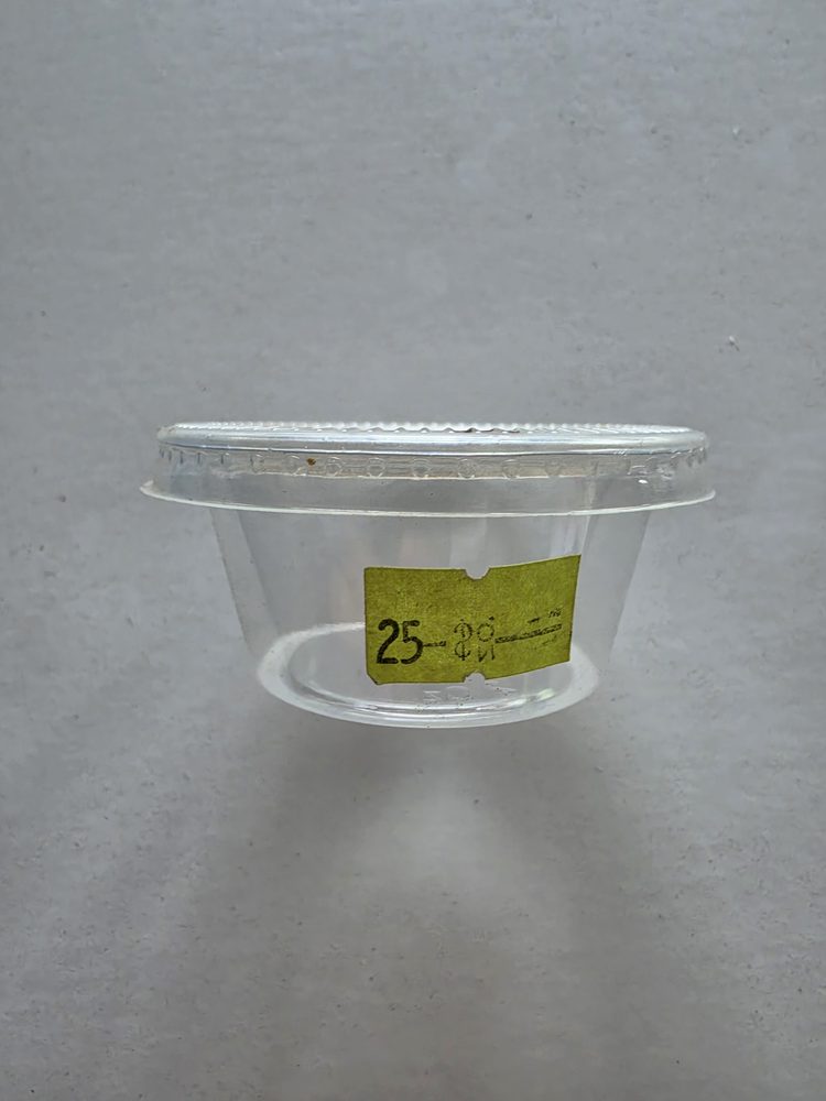 Vaso plástico transparente 2 oz con tapa