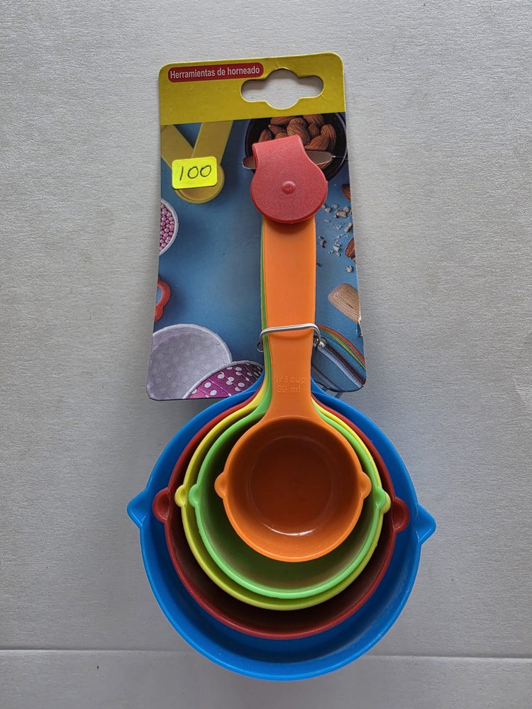 Juego de tazas medidoras de plástico multicolor (azul, rojo, verde
