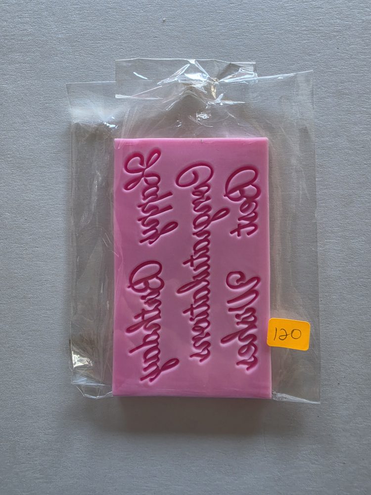 Molde de silicón rosado rectangular con frases en letra cursiva